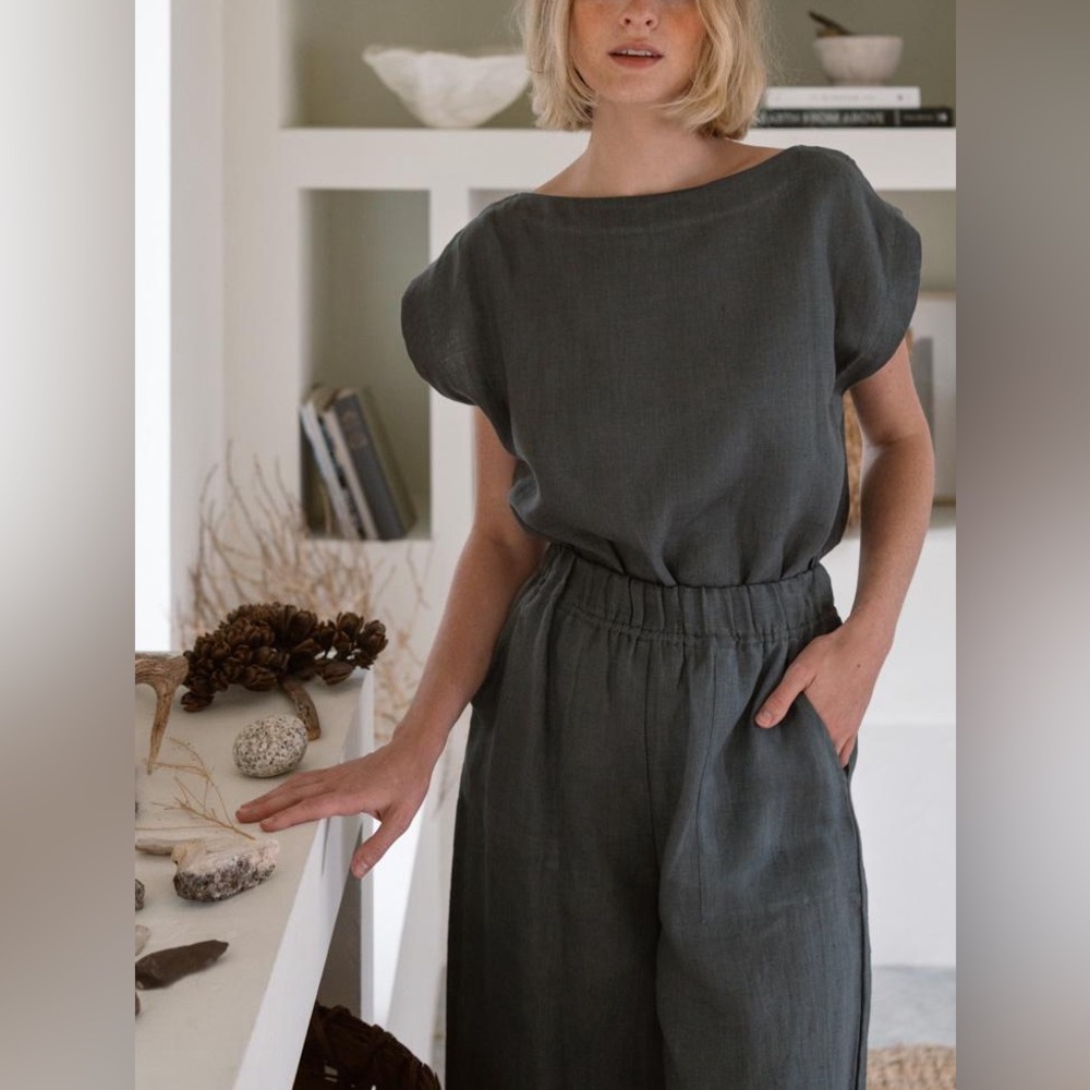 Laude the Label Everyday Top Linen Gray Charcoal